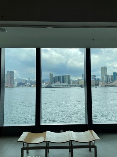 The second floor of the museum features floor-to-ceiling windows that offer a 270-degree panoramic view of Victoria Harbour.